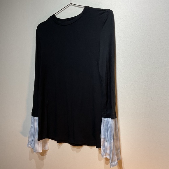 Abound Boat Neck, Bell Striped Sleeve Long Sleeve Shirt. Size XS. Soft Fabric - Picture 11 of 12